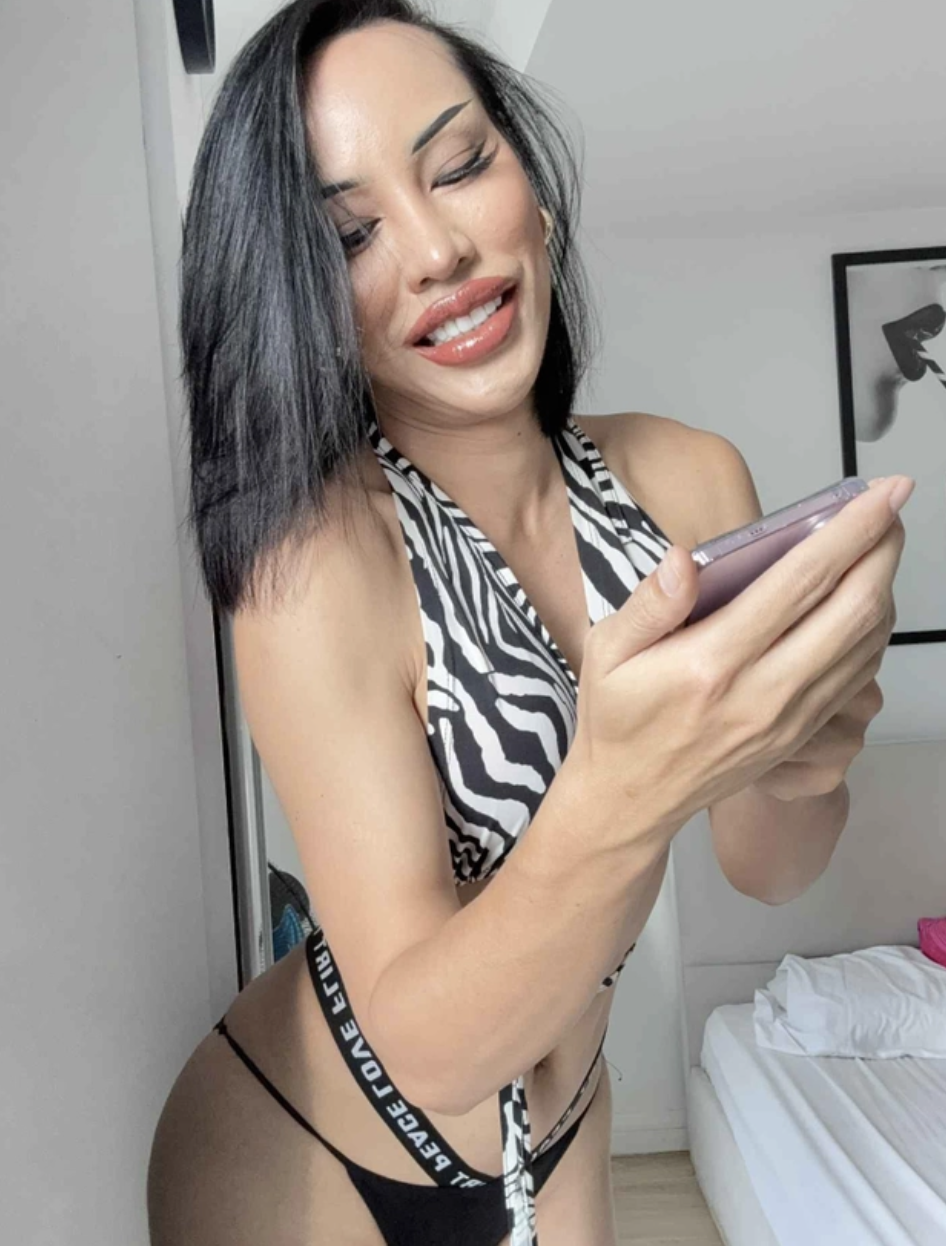 Amanda Thai TS
